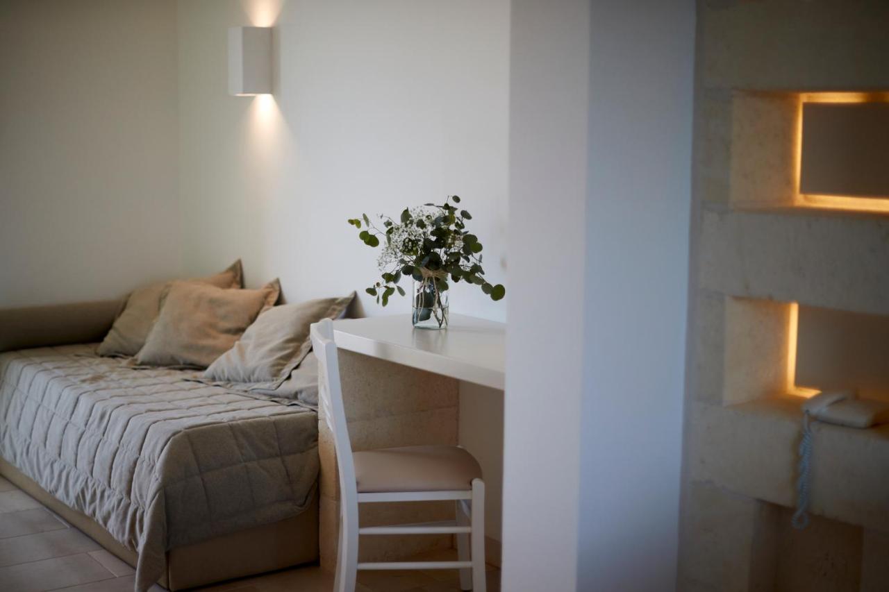 โรงแรมมอนติโร Santa Maria di Leuca ภายนอก รูปภาพ