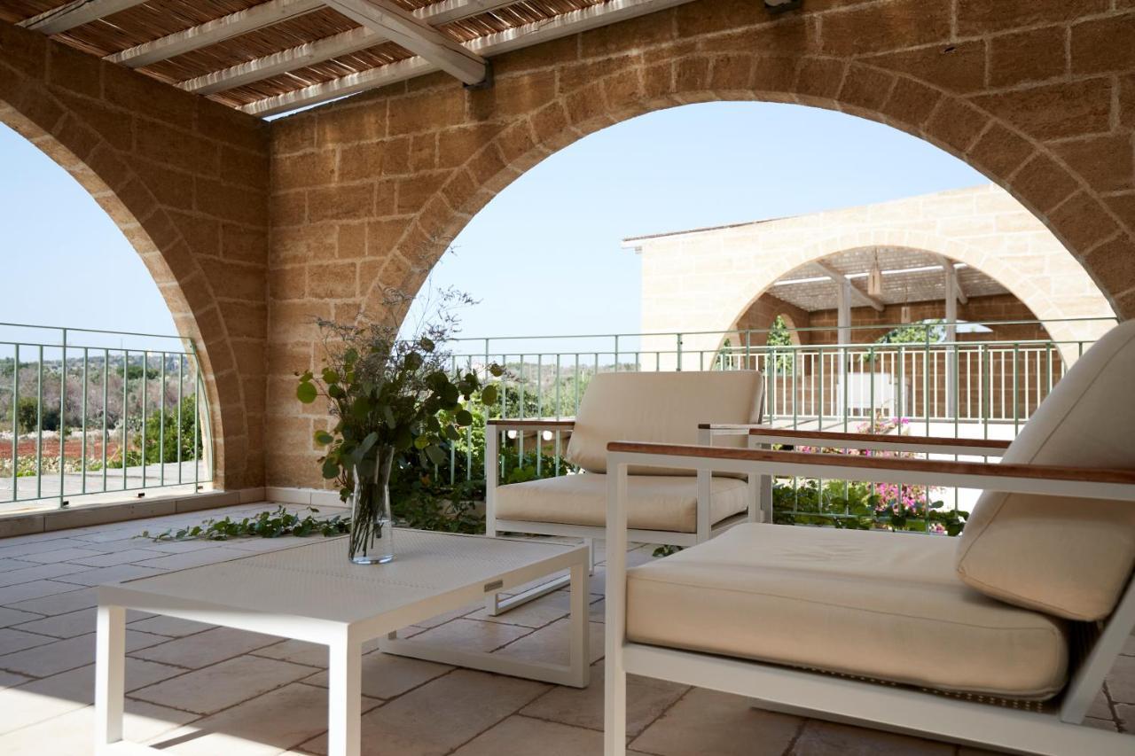 โรงแรมมอนติโร Santa Maria di Leuca ภายนอก รูปภาพ