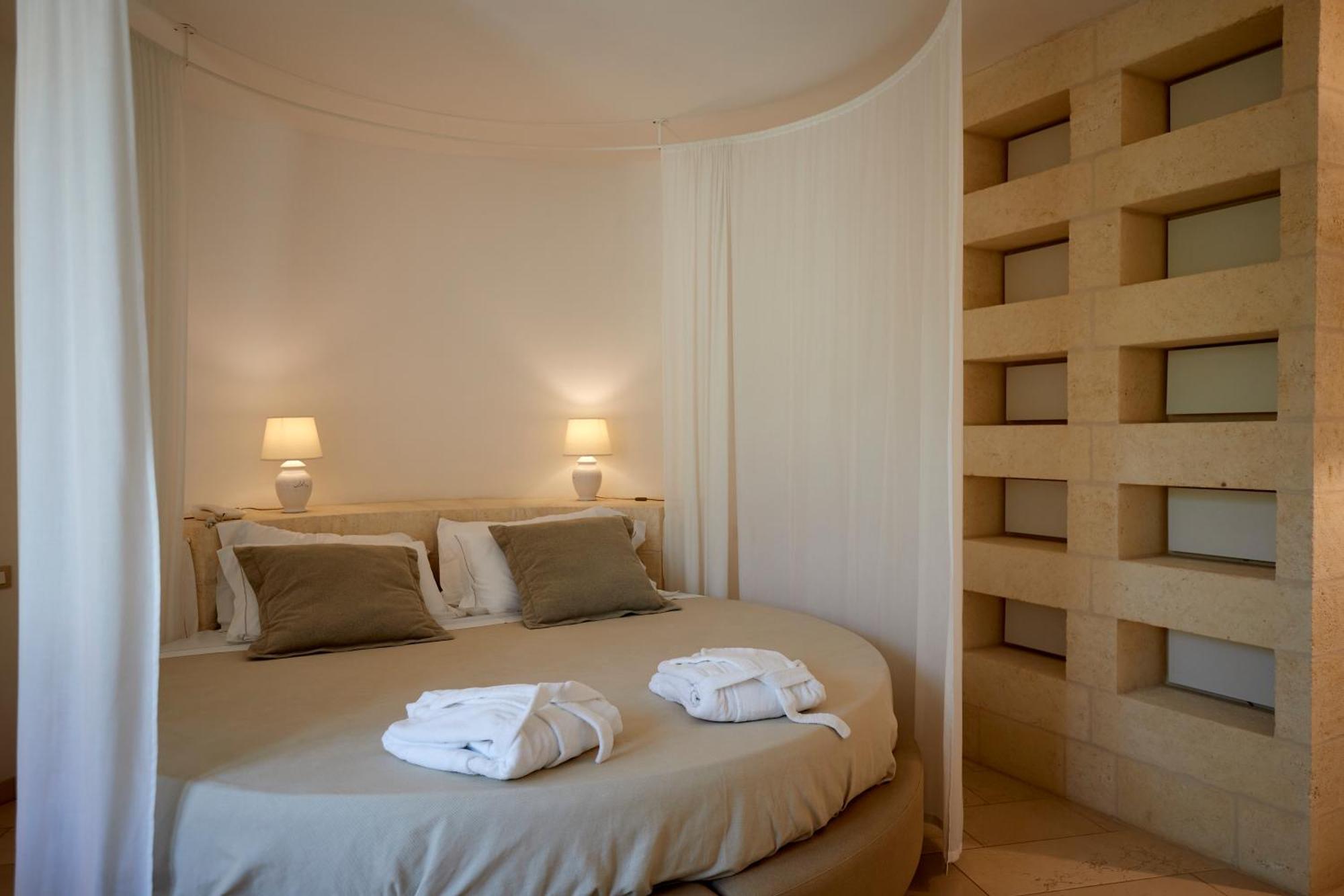 โรงแรมมอนติโร Santa Maria di Leuca ภายนอก รูปภาพ