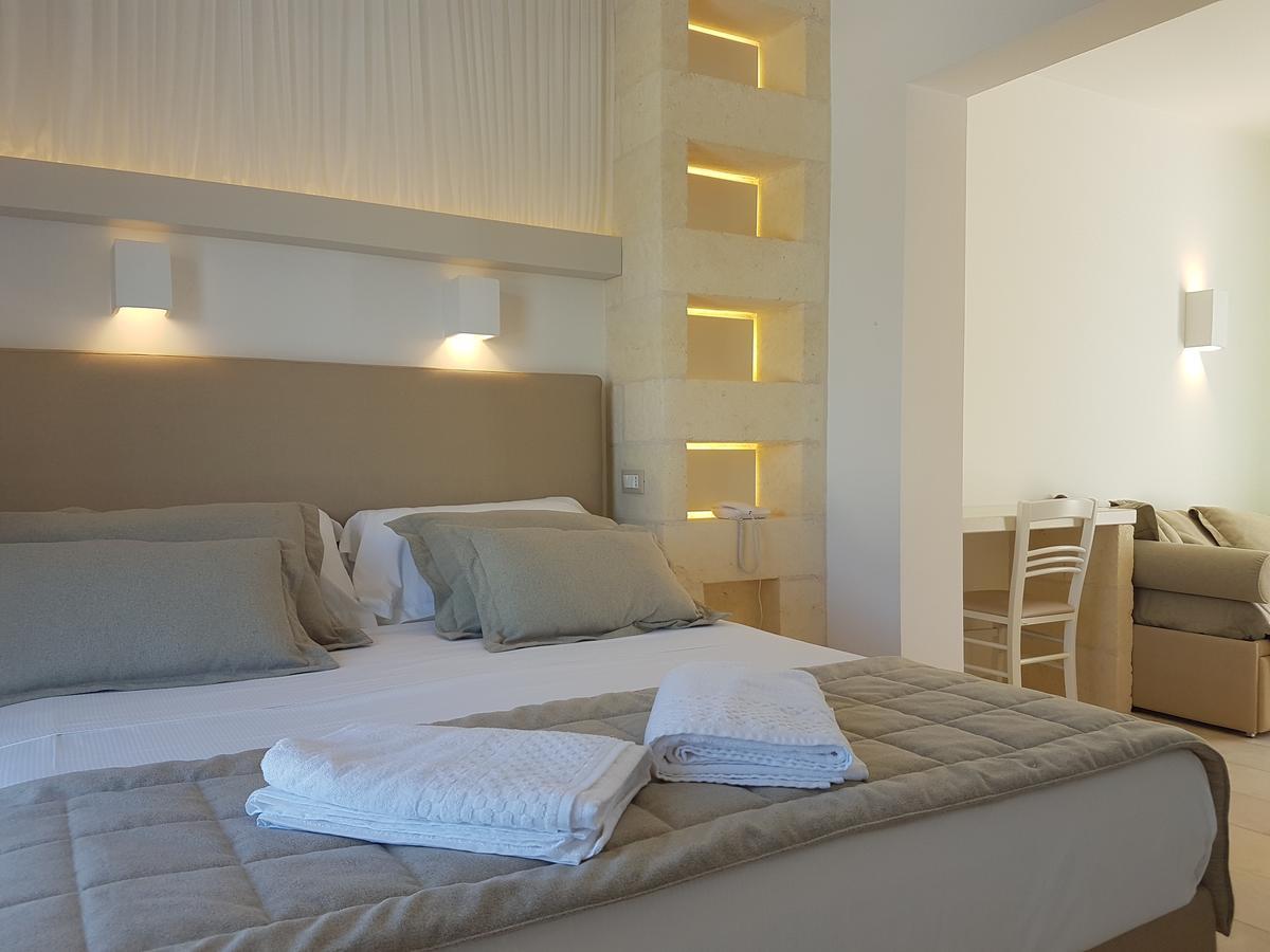 โรงแรมมอนติโร Santa Maria di Leuca ภายนอก รูปภาพ