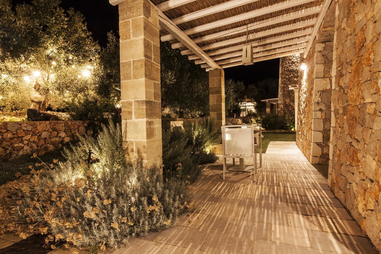 โรงแรมมอนติโร Santa Maria di Leuca ภายนอก รูปภาพ
